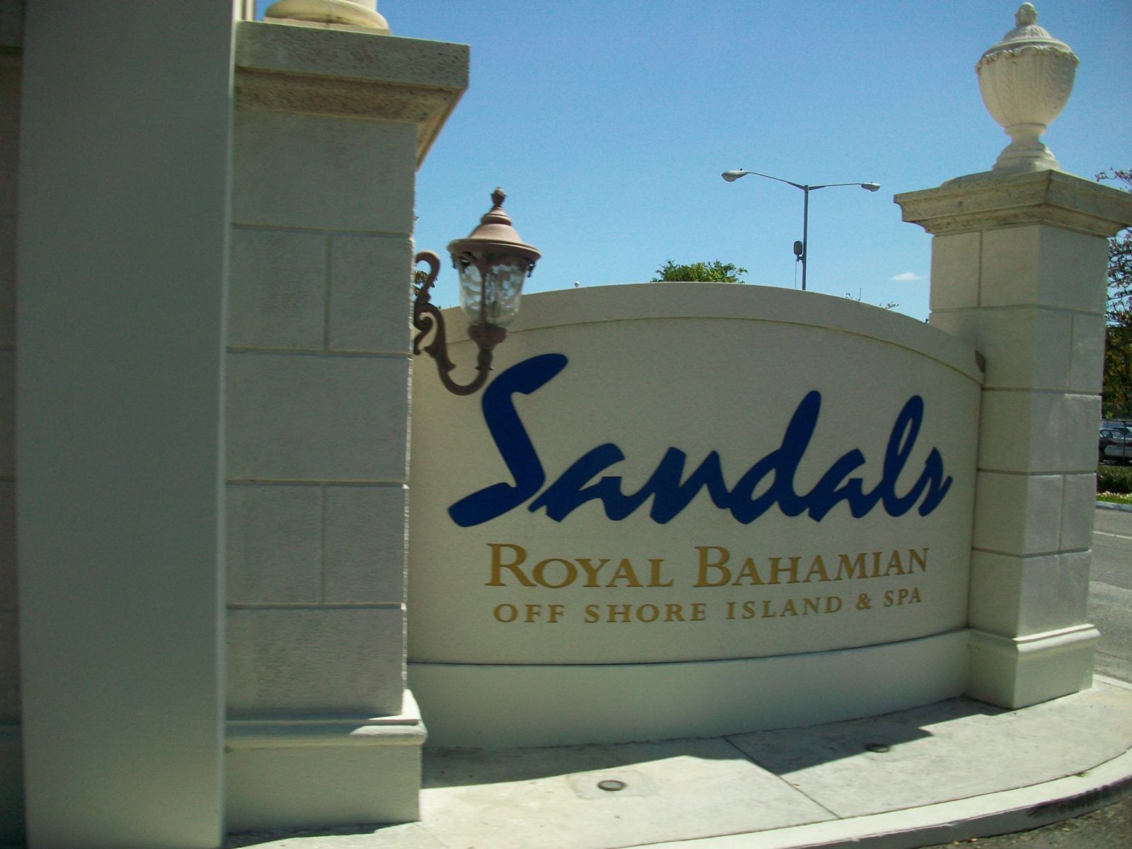Sandals Royal Bahamian Entrance